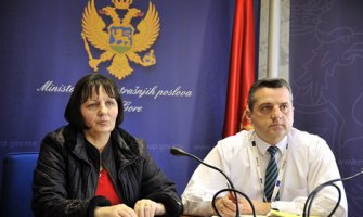  Za godinu dana građani predali 980 komada oružja