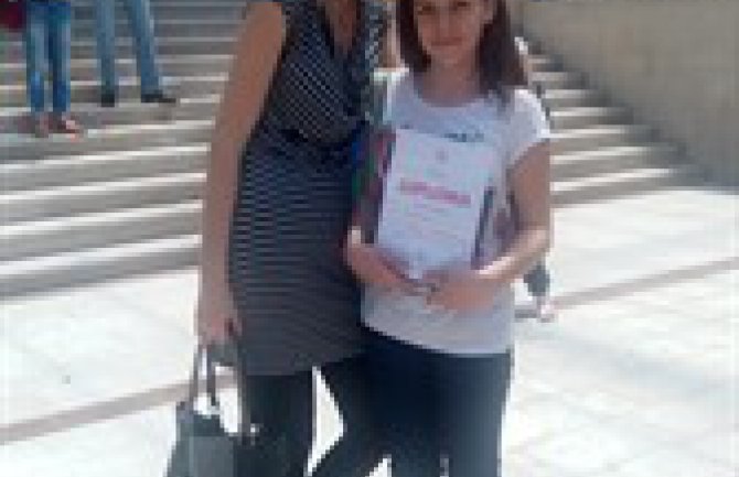 Simona Carrassi iz Bara osvojila I mjesto iz italijanskog jezika