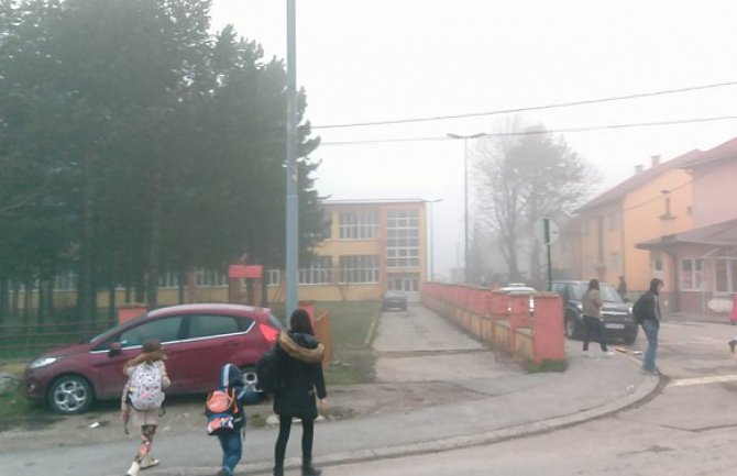 Građani: Ovdje je nemoguće živjeti!  Mitrović: Proglasiti vanredno stanje!