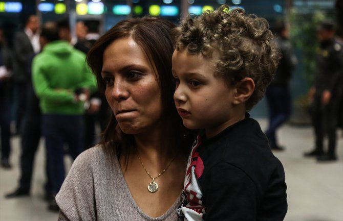 Putnici otetog egipatskog aviona vraćeni sa Kipra u Kairo