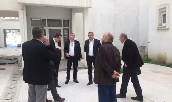 Bar: Uskoro useljenje za prosvjetne i zdravstvene radnike