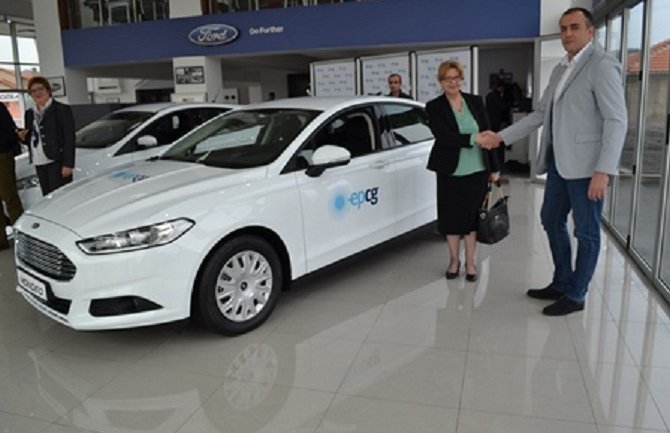 EPCG: Mondeo na Cetinju, Focus u Ulcinju