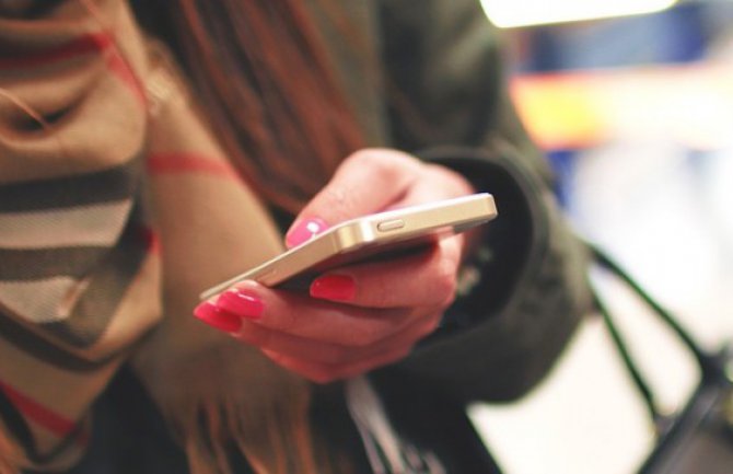 Poslali ste poruku pogrešnoj osobi, evo kako da je izbrišete