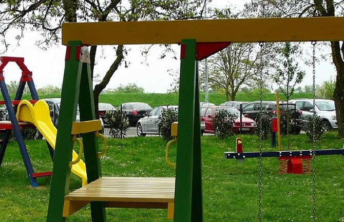 Problem sa vandalima koji uništavaju igrališta u Podgorici se nastavlja