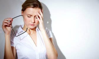 Tri sastojka koja će izliječiti i najuporniju MIGRENU (VIDEO)