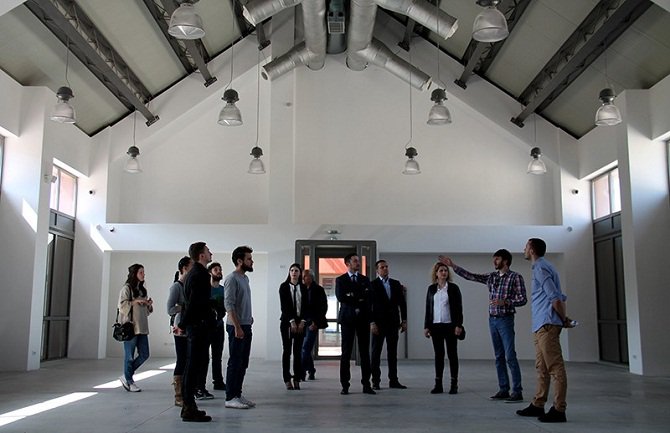 U završnoj fazi izgradnja zgrade FLU-a