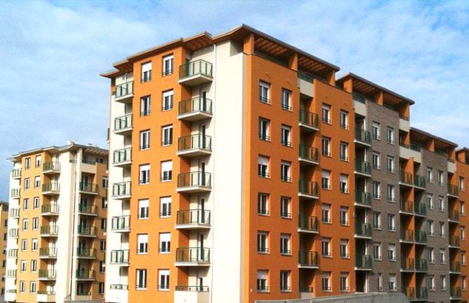 1000+: Bankama predato 638 aplikacija