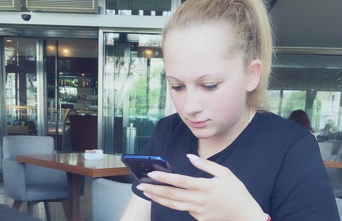 Otac nije htio da me prizna, odgajile su me majka i baka!