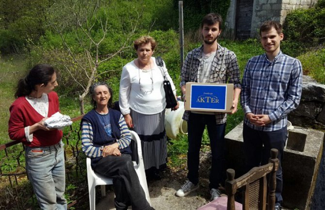 Fondacija AKTER uspješno sprovela humanitarnu akciju: Uručena pomoć socijalno ugroženim porodicama