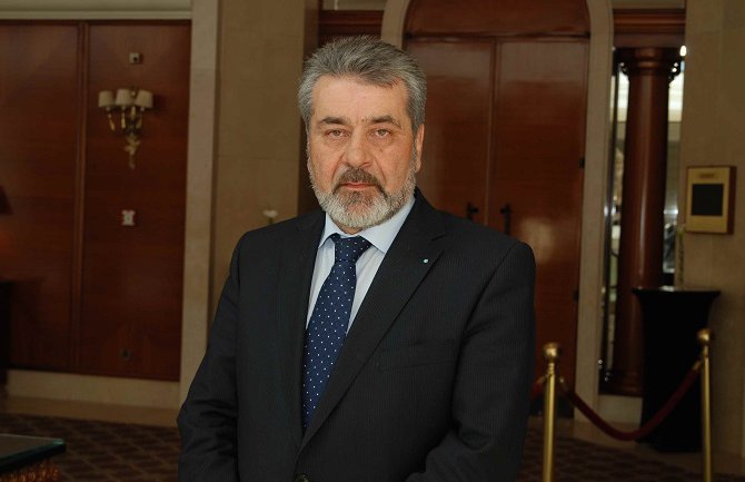 Promjene na vrhu Lovćena