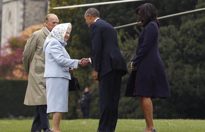Obama na ručku u Vindzoru sa kraljicom Elizabetom