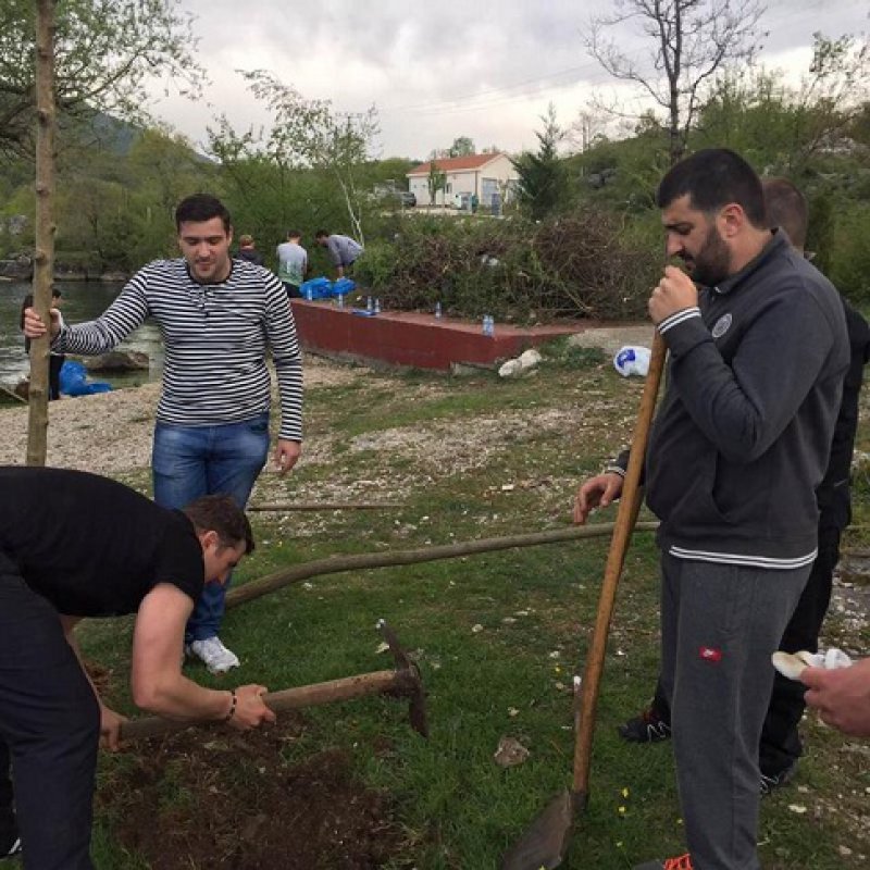 AkcijaSMDPSNiksicplazaPoklonci2304201605