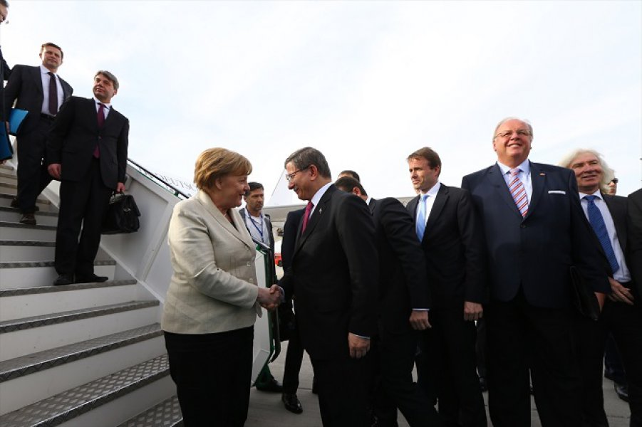 201604232156555507973016Web