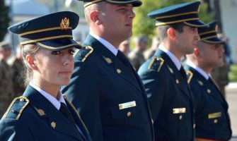 U Ministarstvu odbrane zaposleno 43 odsto žena, u Vojsci skoro 9 odsto