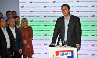 Vučić dirnut rezultatima, nema vremena za slavlje