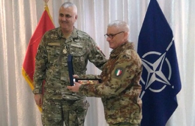 Prisustvo KFOR-a na Kosovu značajno za bezbjednost regiona