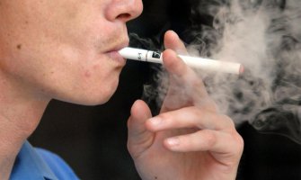 Britanski doktori: Pušačima dajte e-cigarete