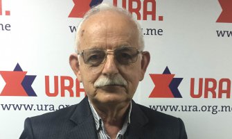 Tomović: Pojedinci umreženi sa DPS-om uzmu novac, a Budvanima ostaju problemi