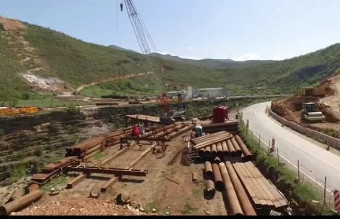 CRBC: Završićemo cijeli autoput u predviđenom roku