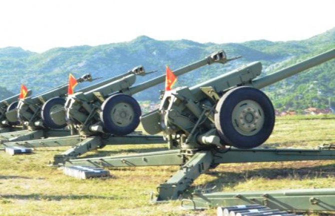 Počasna artiljerijska paljba povodom 9. maja