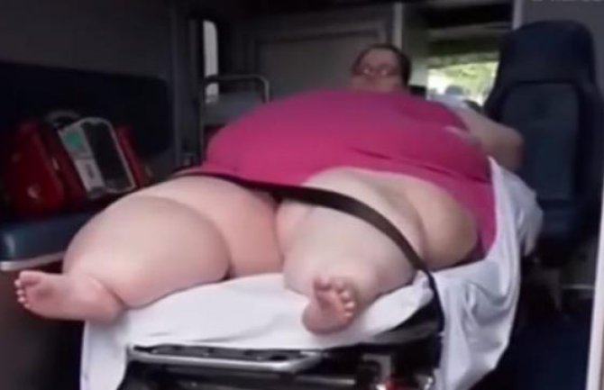 Najdeblja žena na svijetu: Smršala je čak 200 kilograma, a sada je muči nešto još strašnije (VIDEO)