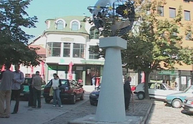 Balada o nestalom spomeniku