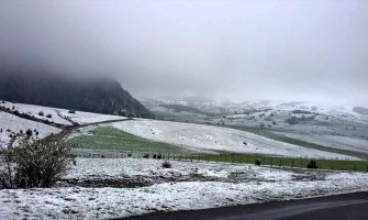  Na Pešteru jutros nula stepeni, pada slab snijeg; Žuti meteoalarm za djelove BIH