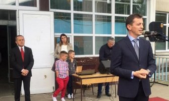 Ambasada UAE donirala OŠ 