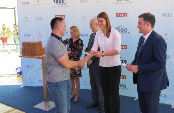 Dodijeljeno prvih 400 vaučera u projektu 1000+