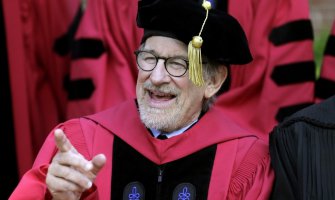 Spilberg pozvao maturante da proučavaju prošlost da bi stvorili bolju budućnost