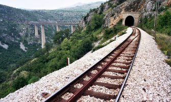 Kinezi ubrzavaju vozove na 80 kilometara na čas