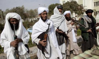 Avganistan:Talibani ubili 16 putnika  i uzeli desetine talaca