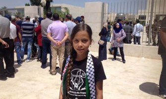 Najmlađa novinarka na svijetu: Ima 10 godina i izvještava iz ratne zone(VIDEO)