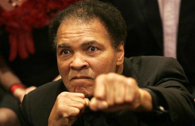 Muhamed Ali u bolnici