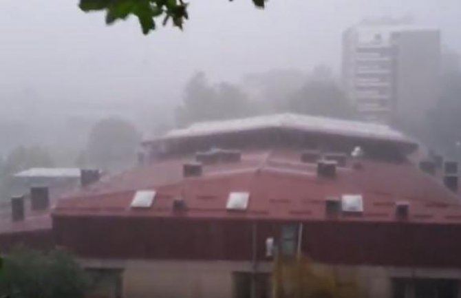 Jako nevrijeme pogodilo Zagreb (VIDEO)