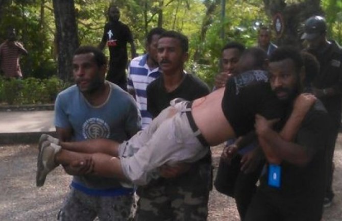 Protesti studenata u Papua Novoj Gvineji: Policija upucala najmanje četiri osobe (VIDEO)