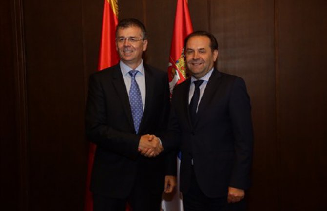 Gvozdenović najavio rekordnu turističku sezonu i pozvao turiste iz Srbije da ljetuju u CG