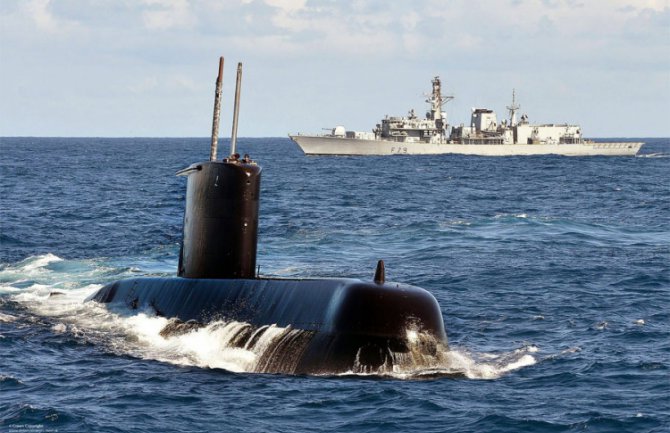 Britanci presreli rusku podmornicu blizu Lamanša