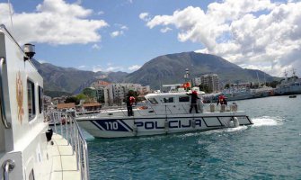 Bar: Spašena dvojica dječaka, morska struja ih odvukla prema otvorenom moru