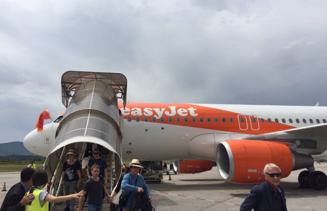 EasyJet uveo novu low cost liniju London-Tivat
