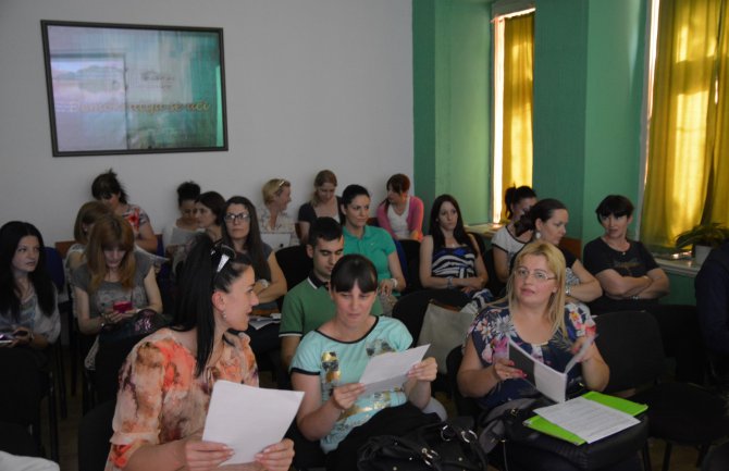 Završen VII ciklus radionica u okviru Programa Edukacijom do mira, 34 polaznika dobilo sertifikate