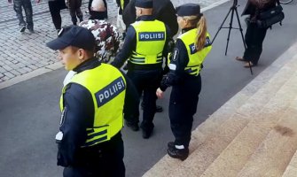 Stariji muškarac ubio policajca, pa sebe