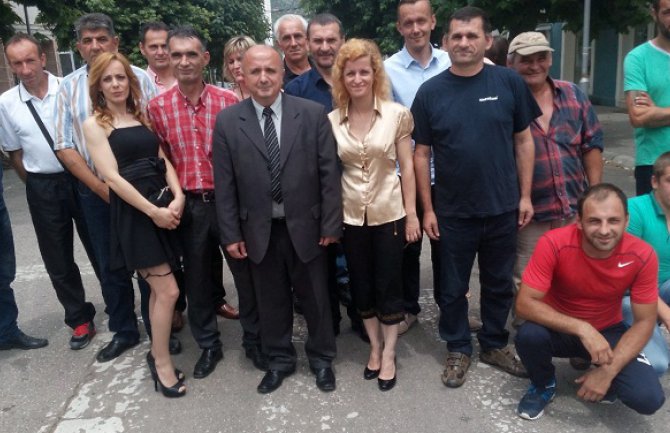 Živković: Učinićemo sve da se na demokratski način popravi položaj Srba u CG