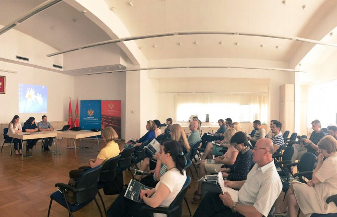 Organizovali radionicu o sajber bezbjednosti, zaposleni učili o sigurnosti na internetu