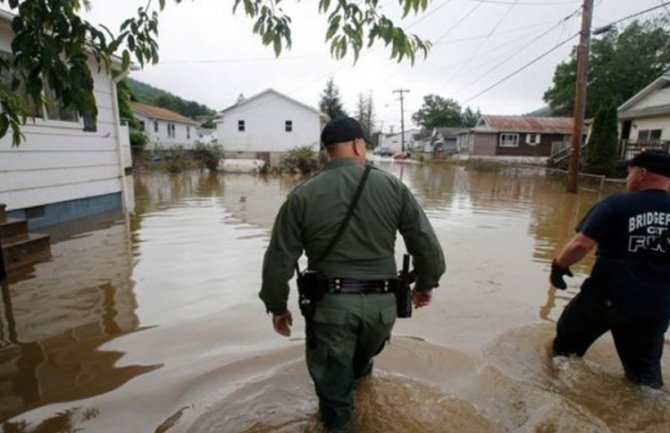 Zapadna Virdžinija: Obama proglasio stanje prirodne katastrofe (FOTO)