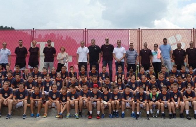 Djeca iz Bijele na košarkaškom kampu u Kolašinu