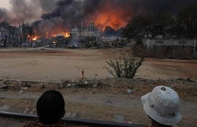 Budistički ekstremisti zapalili džamiju u Mijanmaru