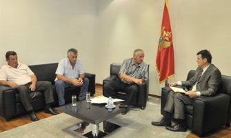 Vujović će preduzeti potrebne korake za rješavanje problema penzionera KAP-a