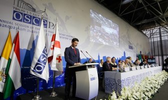 Pajović: Crna Gora sama riješila političku krizu