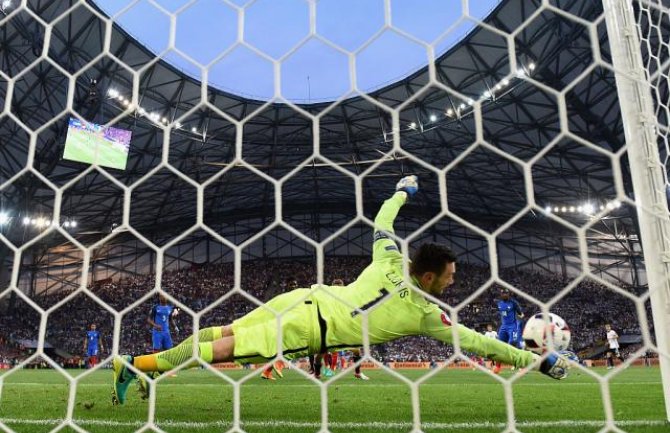 Francuska srušila šampiona svijeta!